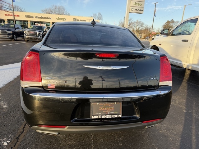 Chrysler 300 Limited AWD 2018