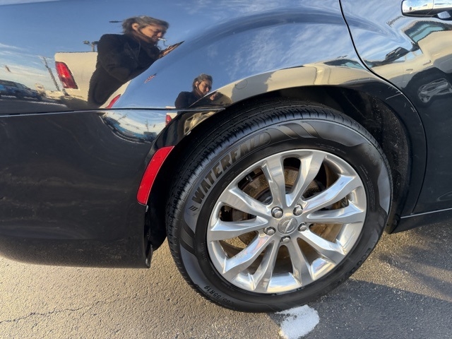 Chrysler 300 Limited AWD 2018