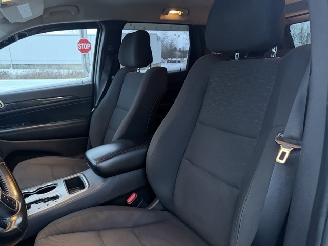 Jeep Grand Cherokee 4WD 4dr Laredo 2011