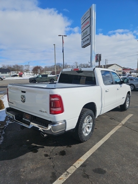 RAM 1500 Laramie 4x4 Crew Cab 5'7" Box 2024