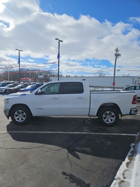 RAM 1500 Laramie 4x4 Crew Cab 5'7" Box 2024
