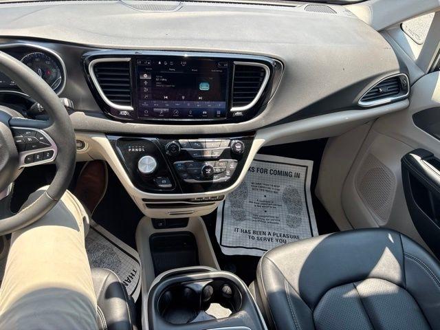 Chrysler Pacifica Touring L FWD 2024