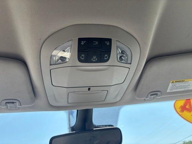 Chrysler Pacifica Touring L FWD 2024