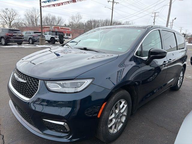 Chrysler Pacifica Touring L FWD 2024