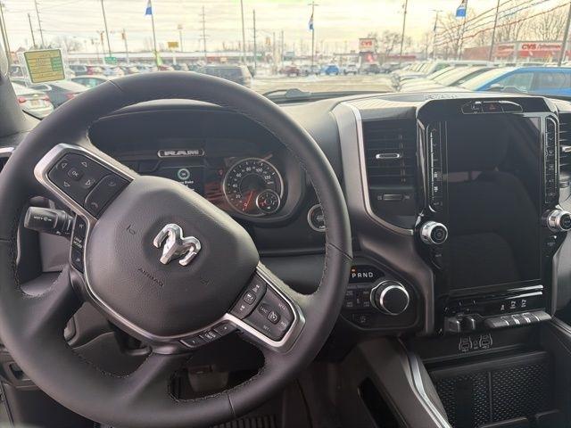 RAM 1500 Big Horn 4x4 Crew Cab 5'7" Box 2026