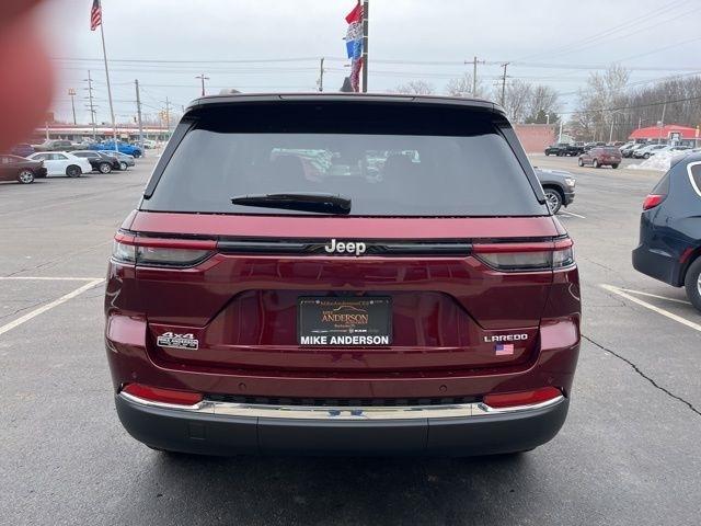 Jeep Grand Cherokee Laredo X 4x4 2026