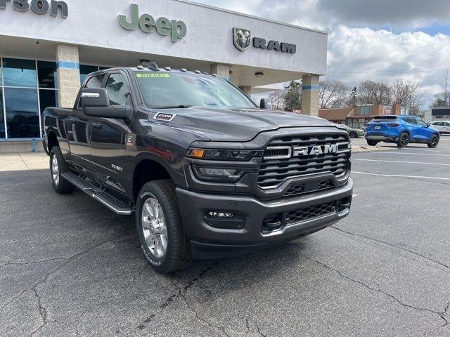 RAM 2500 Big Horn 4x4 Crew Cab 6'4" Box 2026