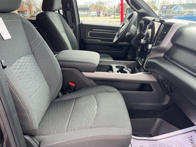 RAM 2500 Big Horn 4x4 Crew Cab 6'4" Box 2026