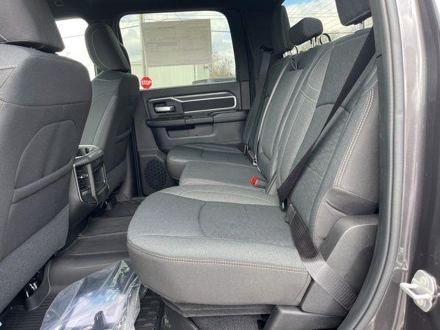 RAM 2500 Big Horn 4x4 Crew Cab 6'4" Box 2026