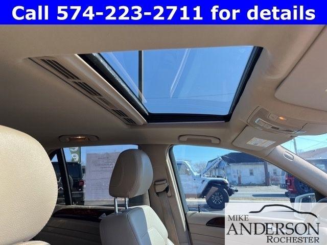 Mercedes-Benz M-Class 4MATIC 4dr ML 550 2013