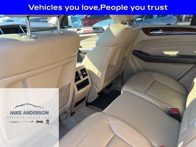 Mercedes-Benz M-Class 4MATIC 4dr ML 550 2013