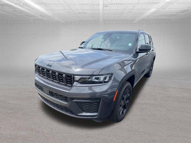 Jeep Grand Cherokee Laredo Altitude 4x4 2026