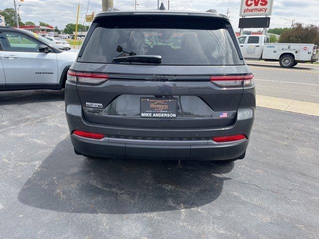 Jeep Grand Cherokee Laredo Altitude 4x4 2026