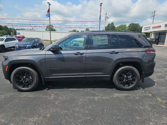 Jeep Grand Cherokee Laredo Altitude 4x4 2026