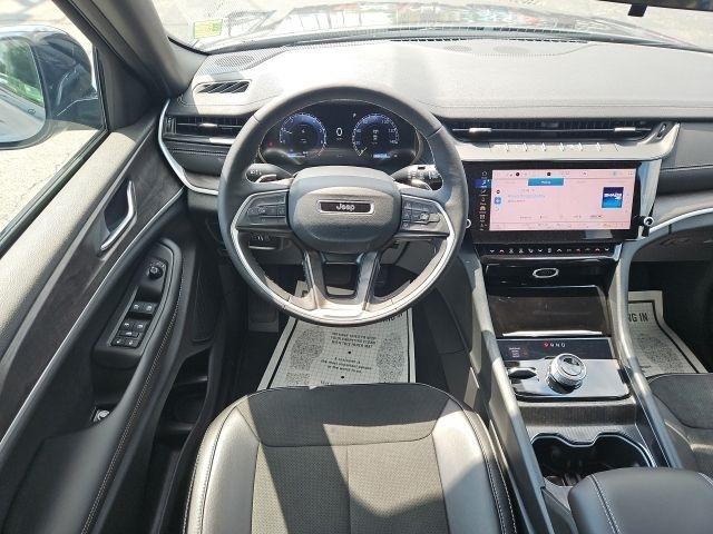 Jeep Grand Cherokee Laredo Altitude 4x4 2026