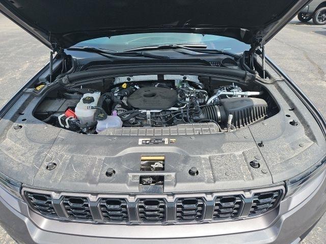 Jeep Grand Cherokee Laredo Altitude 4x4 2026