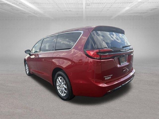 Chrysler Pacifica Select FWD 2026
