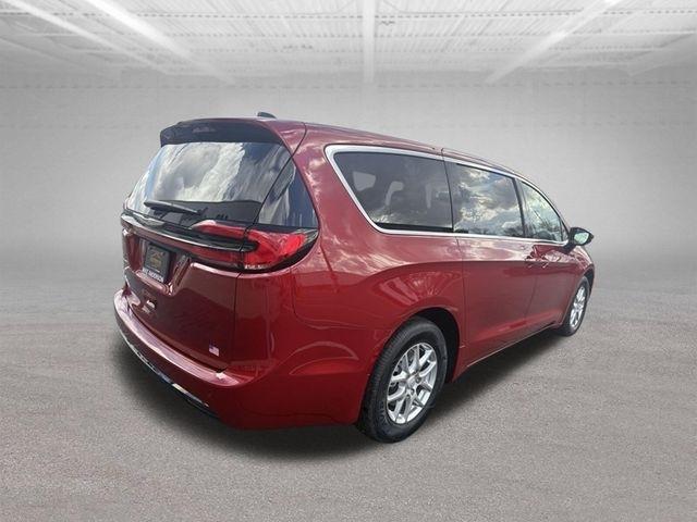 Chrysler Pacifica Select FWD 2026