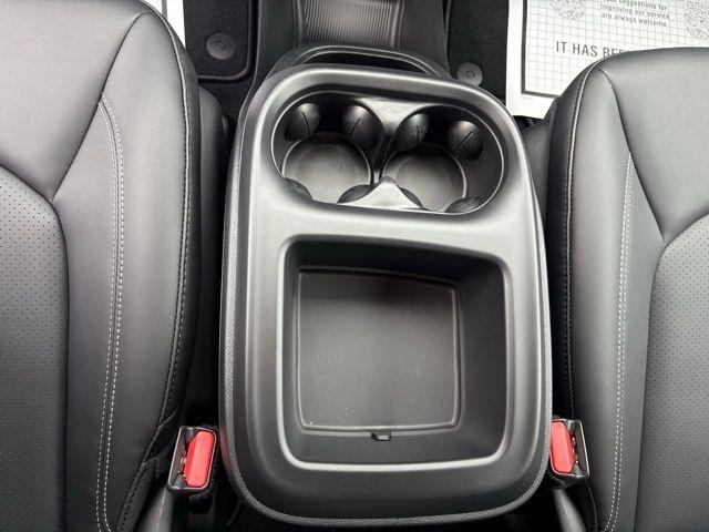 Chrysler Pacifica Select FWD 2026