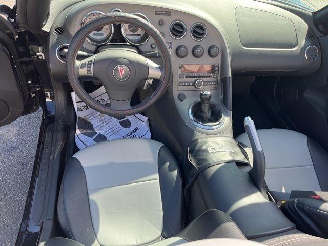 Pontiac Solstice 2dr Convertible 2006