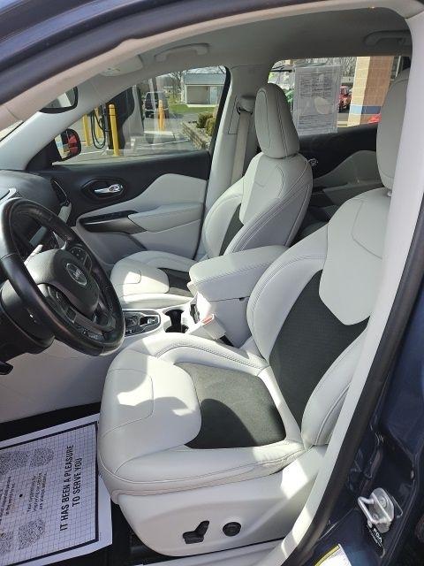 Jeep Cherokee Latitude Plus 4x4 2021