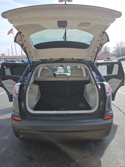 Jeep Cherokee Latitude Plus 4x4 2021