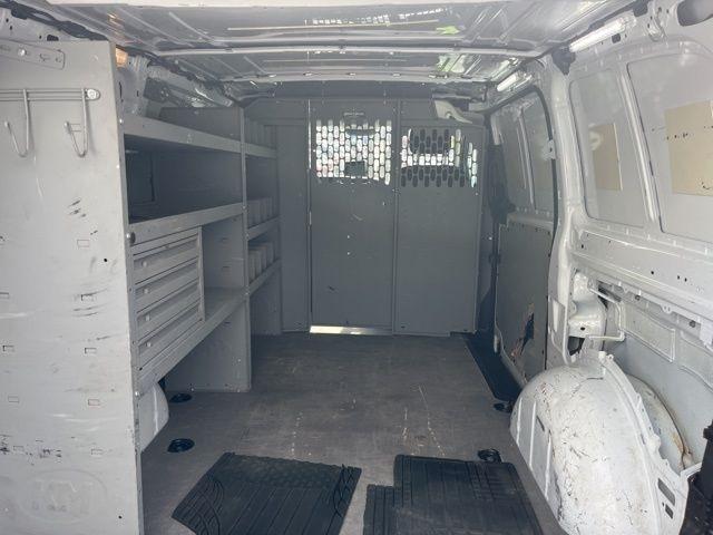 Mercedes-Benz Metris Cargo Van Standard Roof 126" Wheelbase 2019