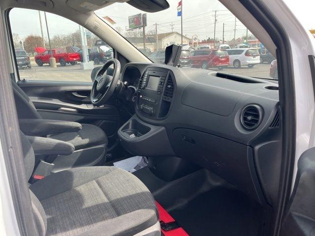 Mercedes-Benz Metris Cargo Van Standard Roof 126" Wheelbase 2019