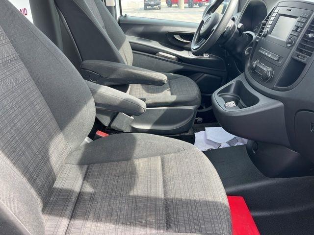 Mercedes-Benz Metris Cargo Van Standard Roof 126" Wheelbase 2019