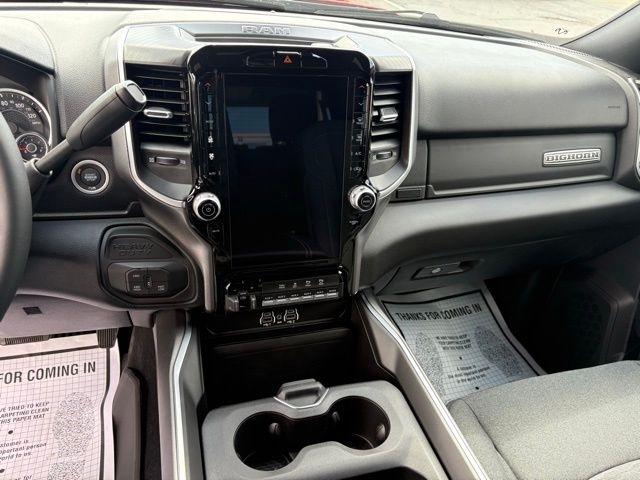 RAM 2500 Big Horn 4x4 Crew Cab 6'4" Box 2026