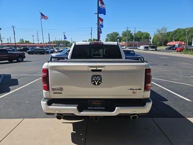 RAM 1500 Longhorn 4x4 Crew Cab 5'7" Box 2022