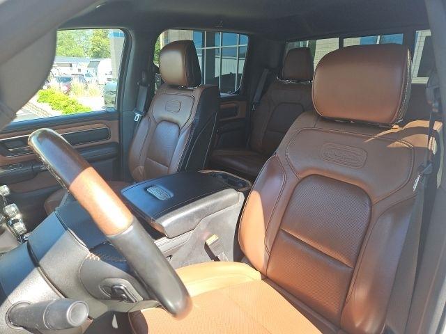 RAM 1500 Longhorn 4x4 Crew Cab 5'7" Box 2022