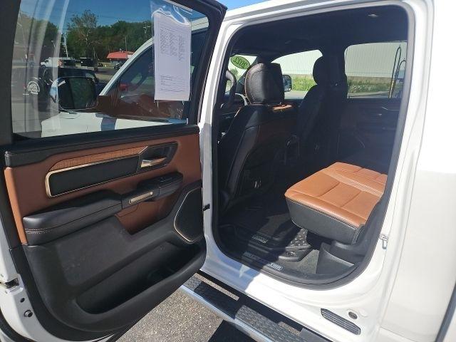 RAM 1500 Longhorn 4x4 Crew Cab 5'7" Box 2022