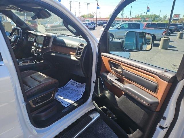 RAM 1500 Longhorn 4x4 Crew Cab 5'7" Box 2022