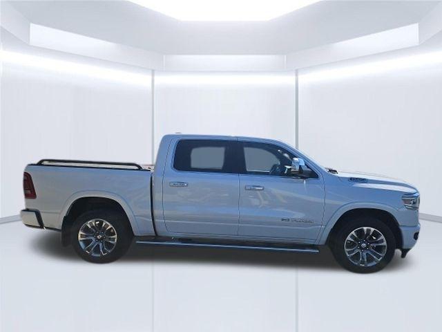 RAM 1500 Longhorn 4x4 Crew Cab 5'7" Box 2022