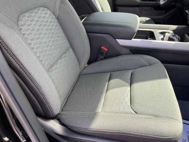 RAM 1500 Big Horn 4x4 Crew Cab 6'4" Box 2026