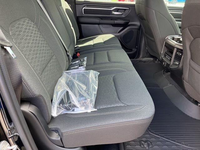 RAM 1500 Big Horn 4x4 Crew Cab 6'4" Box 2026