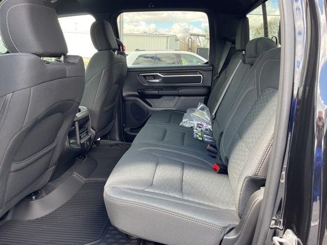 RAM 1500 Big Horn 4x4 Crew Cab 6'4" Box 2026