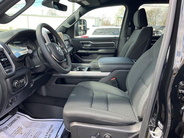 RAM 1500 Big Horn 4x4 Crew Cab 6'4" Box 2026