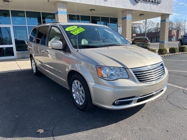 2016 Chrysler Town & Country 4dr Wgn Touring