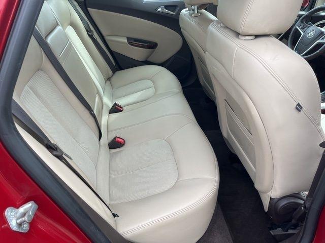 Buick Verano 4dr Sdn 2012