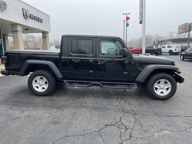 Jeep Gladiator Sport S 4x4 2023