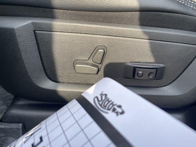 RAM 2500 Laramie 4x4 Crew Cab 6'4" Box 2021