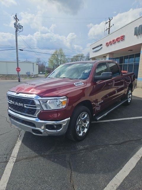 RAM 1500 Big Horn 4x4 Crew Cab 5'7" Box 2022