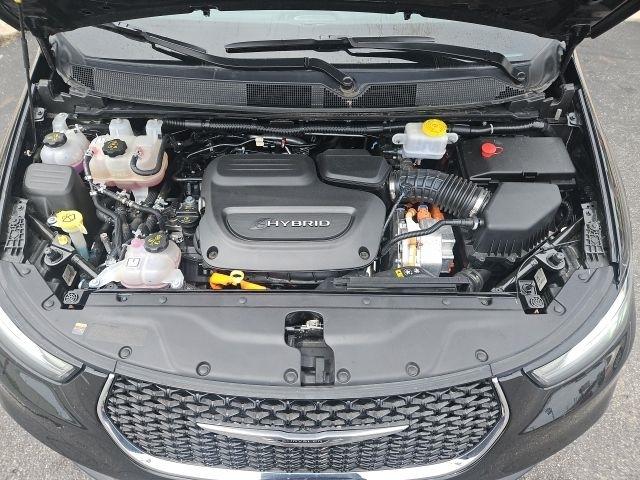 Chrysler Pacifica Hybrid Touring L FWD 2023