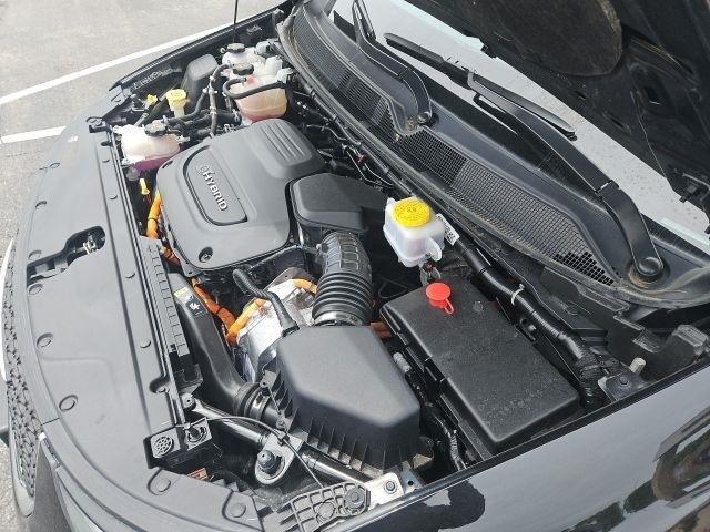 Chrysler Pacifica Hybrid Touring L FWD 2023