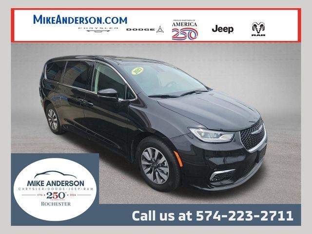 2023 Chrysler Pacifica Hybrid Touring L FWD