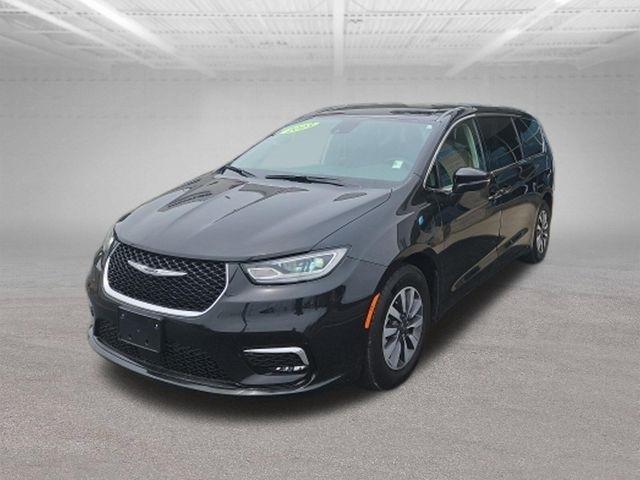 Chrysler Pacifica Hybrid Touring L FWD 2023
