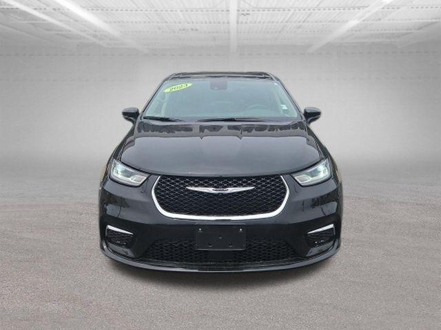 Chrysler Pacifica Hybrid Touring L FWD 2023