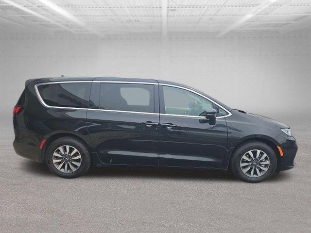 Chrysler Pacifica Hybrid Touring L FWD 2023